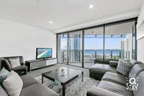 Circle on Cavill Surfers Paradise - 3 Bedroom Ocean View